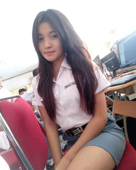 ngewek indonesia|sma cantik dan mulus indonesia .